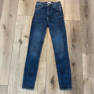 Zara Blue Denim Jeans Skinny Jeans Straight Leg Size 34 or US 2
